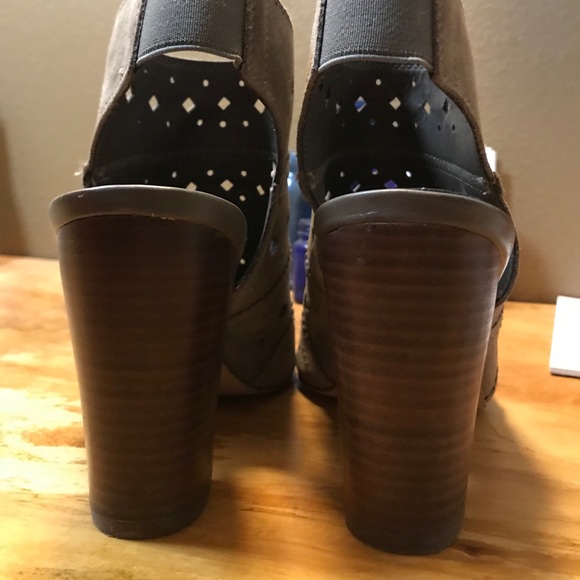 Franco Fortini Dress Booties Size 9 Peep Toes - Picture 6 of 10